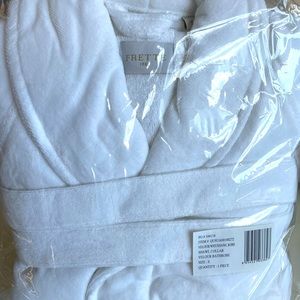 Frette white velour bathrobe - Size S - brand new